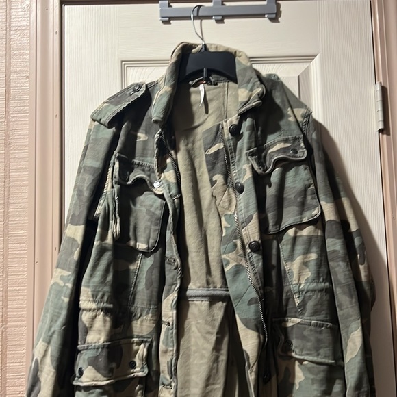 Camo Free People Jacket - Picture 2 of 3